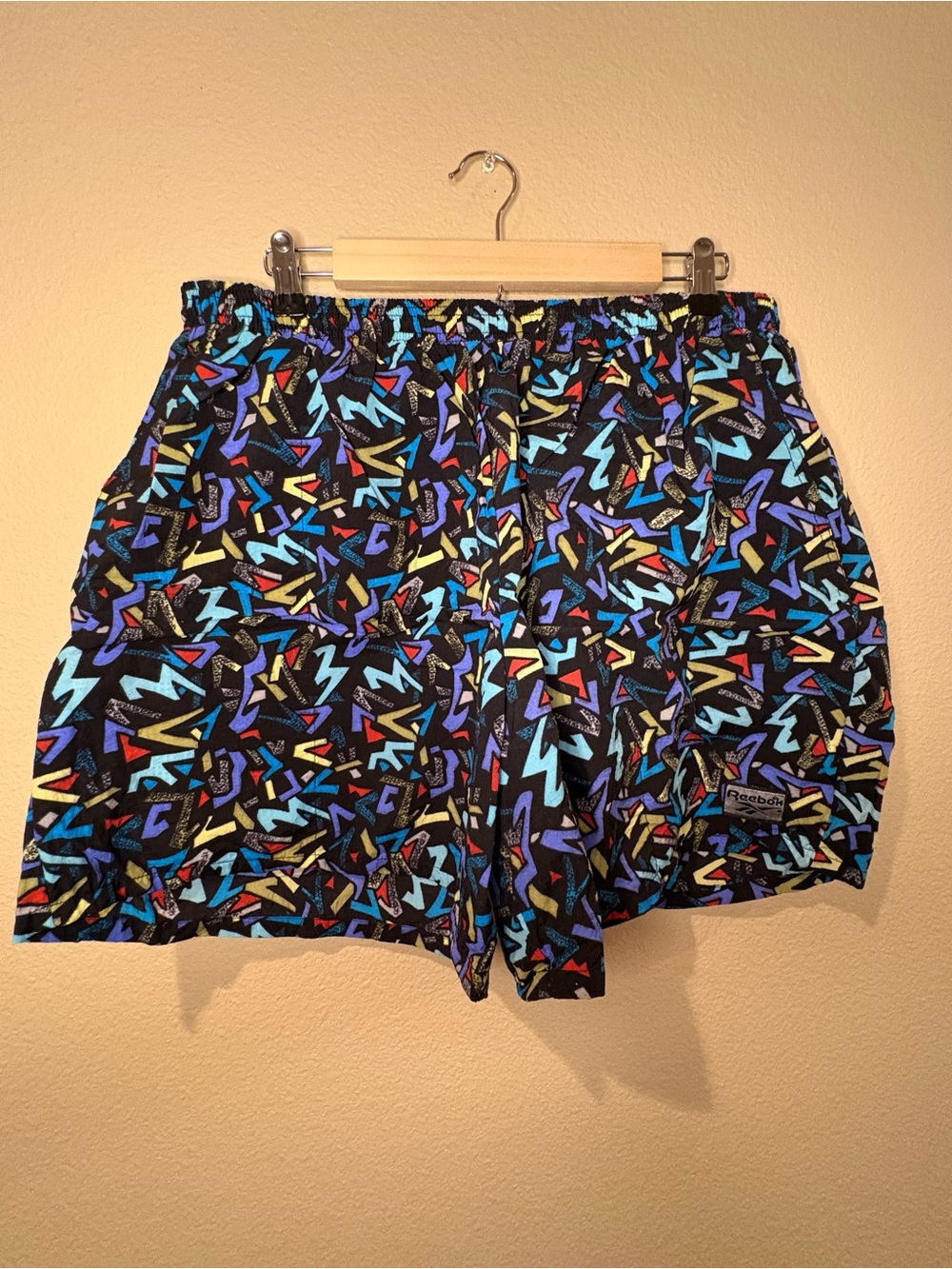 Vintage 90s Mens Reebox Shorts - Funky Print pattern Size XL